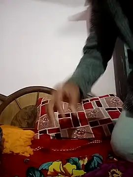 Snapshot of Cute_Sanaaya chatting on December 13, 8:04 pm Cute Sanaaya online show from December 13, 8:04 pm