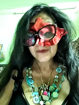 LOVE  RANI online show from March 19, 8:25 am