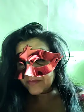 Snapshot of LOVE__RANI chatting on May 27, 1:37 am LOVE RANI online show from May 27, 1:37 am