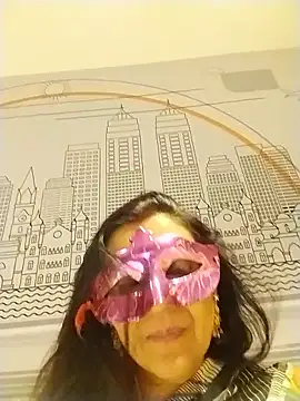 Snapshot of LOVE__RANI chatting on May 3, 11:26 am LOVE RANI online show from May 3, 11:26 am