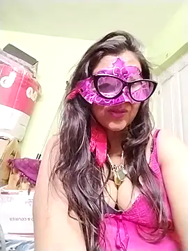 LOVE  RANI online show from December 21, 6:04 am