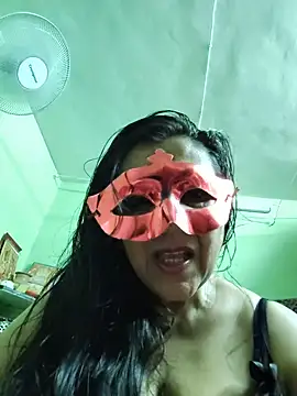 Snapshot of LOVE__RANI chatting on May 29, 1:44 am LOVE RANI online show from May 29, 1:44 am