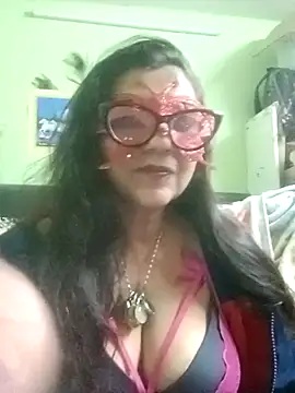 LOVE  RANI online show from December 2, 12:29 pm