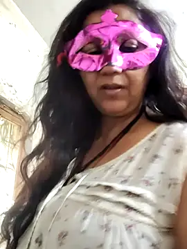 Snapshot of LOVE__RANI chatting on July 30, 5:06 am LOVE RANI online show from July 30, 5:06 am