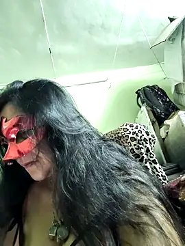 LOVE  RANI online show from April 18, 2:14 am