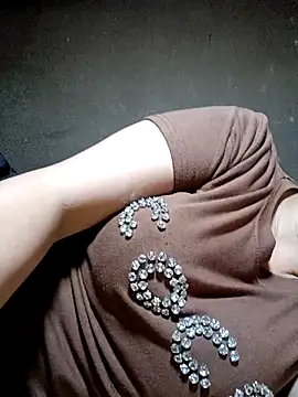 yoyo-mi online show from April 1, 2:46 am