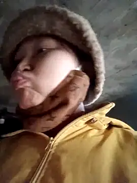 yoyo-mi online show from February 10, 3:49 am