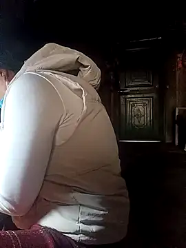 yoyo-mi online show from January 6, 3:10 am