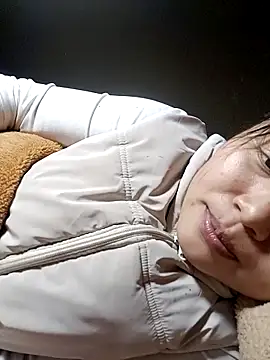 yoyo-mi online show from February 5, 2:29 am