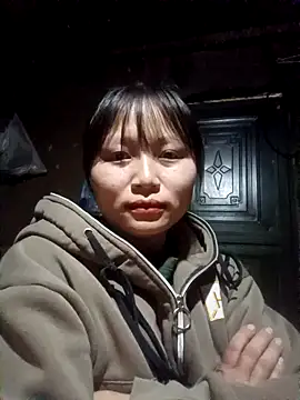 Snapshot of yoyo-mi chatting on October 29, 1:59 am yoyo-mi online show from October 29, 1:59 am