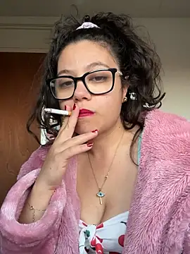 Snapshot of Sexy_MamacitaX chatting on October 28, 4:17 pm Sexy MamacitaX online show from October 28, 4:17 pm