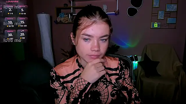 isabel wave online show from November 18, 7:44 am