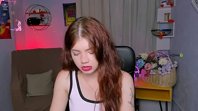 isabel wave online show from July 14, 7:09 pm