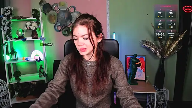 isabel wave online show from December 5, 1:10 pm