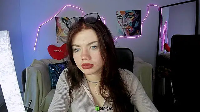 isabel wave online show from February 6, 1:18 pm