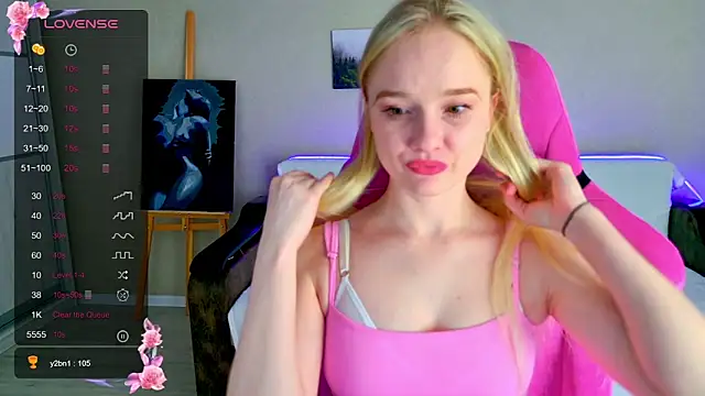Snapshot of Shawty_Mia chatting on April 29, 6:25 pm Shawty Mia online show from April 29, 6:25 pm