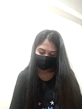 Green LaDY66 online show from December 4, 6:07 pm