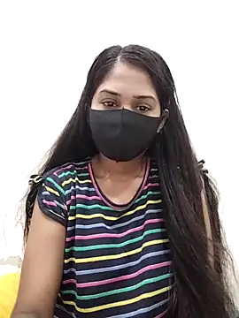 Green LaDY66 online show from November 10, 8:52 am