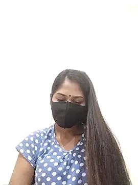 Green LaDY66 online show from November 8, 4:10 pm