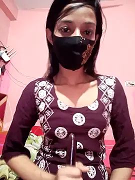 Green LaDY66 online show from April 9, 12:33 pm