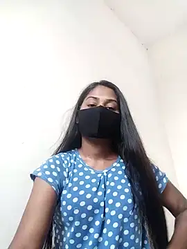 Green LaDY66 online show from November 4, 4:38 am