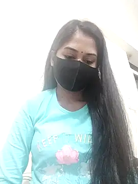 Green LaDY66 online show from December 1, 6:36 am