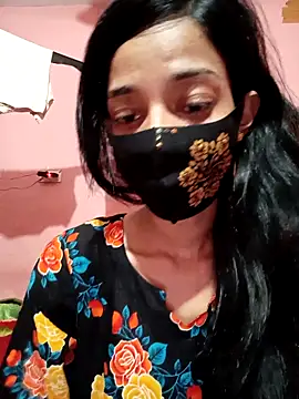 Green LaDY66 online show from April 24, 12:18 pm