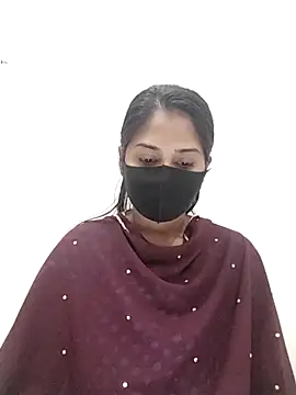 Green LaDY66 online show from November 14, 6:28 am