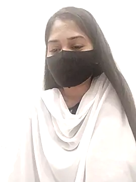 Green LaDY66 online show from November 17, 6:06 am