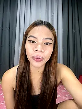 kierra fox online show from November 30, 1:45 pm