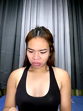 kierra fox online show from November 17, 2:32 pm