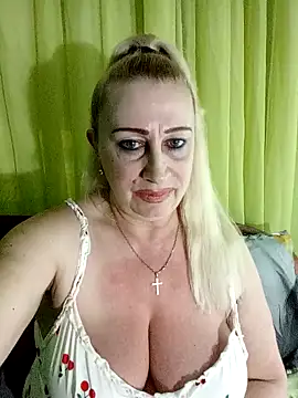 Esenia505 online show from May 5, 1:36 pm