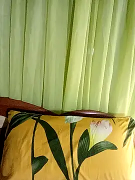 Esenia505 online show from March 24, 3:23 pm