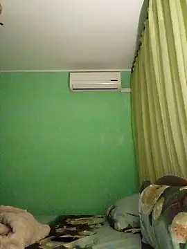 Snapshot of Esenia505 chatting on November 16, 3:39 pm Esenia505 online show from November 16, 3:39 pm