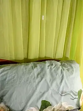 Esenia505 online show from March 8, 2:42 pm