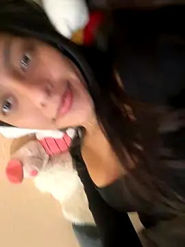 angelaalovee online show from November 9, 8:35 pm