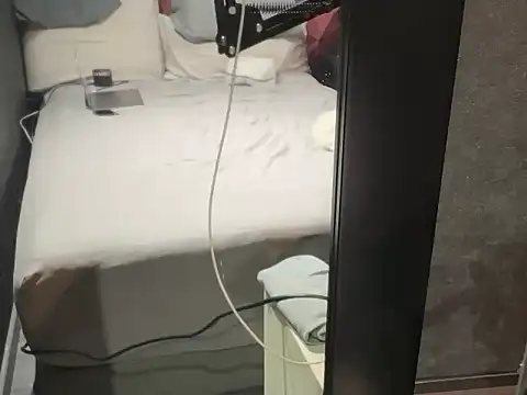 Snapshot of Bbydaddy_0 chatting on December 16, 12:15 am Bbydaddy 0 online show from December 16, 12:15 am