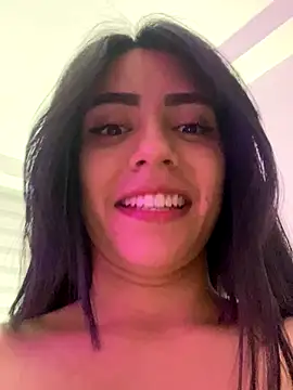 Snapshot of Sara-215 chatting on November 15, 4:16 am Sara-215 online show from November 15, 4:16 am