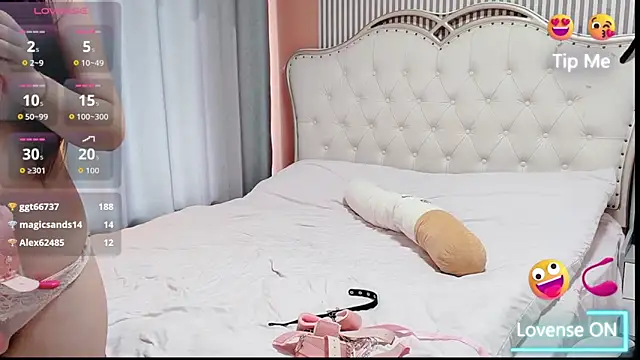 zhnlky online show from March 7, 1:12 am