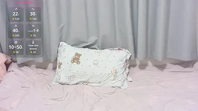 Snapshot of zhnlky chatting on November 13, 3:27 pm zhnlky online show from November 13, 3:27 pm