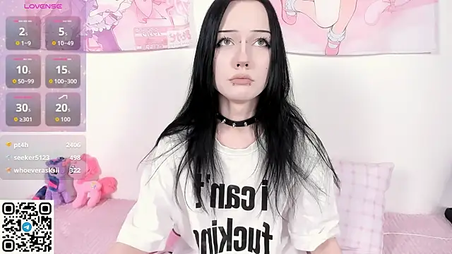 ophelia amber online show from April 3, 11:22 pm