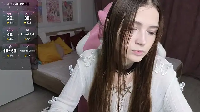 Hana Flo  online show from November 10, 2:11 pm