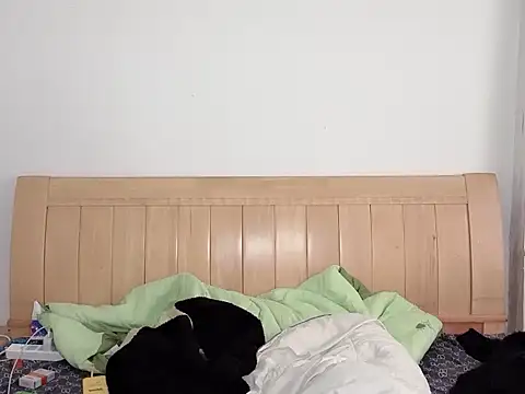 N228 online show from November 2, 8:19 am