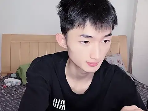 N228 online show from November 13, 8:29 am