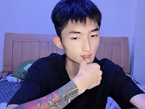 N228 online show from November 11, 10:10 am