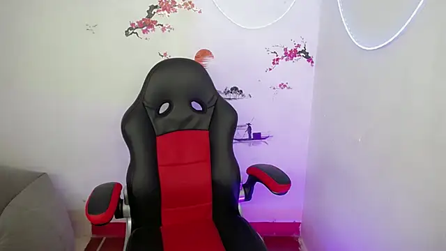 Snapshot of The_latin_boy chatting on November 14, 8:34 pm The latin boy online show from November 14, 8:34 pm