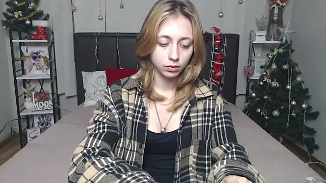 TracyLll online show from January 7, 6:07 am