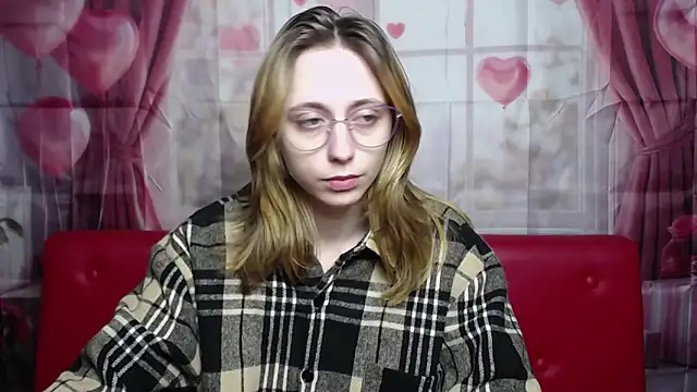 TracyLll online show from February 17, 12:57 pm