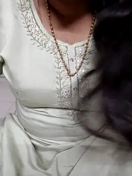 Snapshot of mona__telugu chatting on November 21, 5:23 pm mona telugu online show from November 21, 5:23 pm