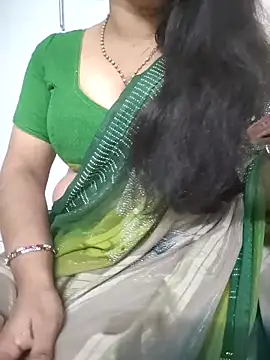 Snapshot of mona__telugu chatting on December 2, 4:47 am mona telugu online show from December 2, 4:47 am